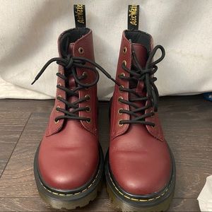 Dr. Martens Combat Boot (burgundy)